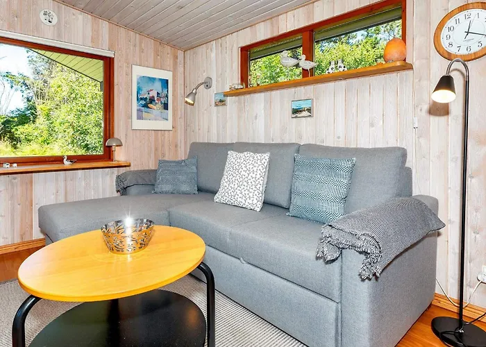 5 Person In Lokken-by Traum Løkken